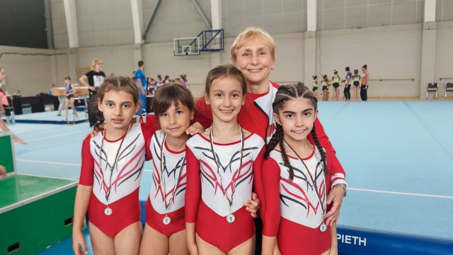Състезание по спортна гимнастика в София